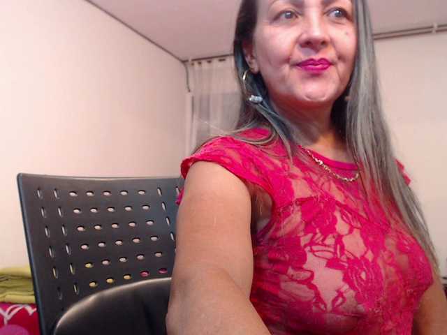 Kuvat SquirtNstyGrl I am multiorgasmic i love too squirt I have sexy Feet and i like everything #mature #milf #anal #bigass #bignipples