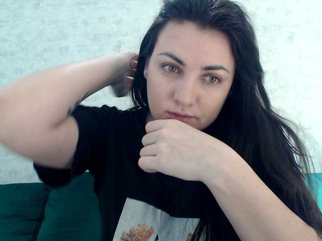 Kuvat KattyCandy Welcome to my room, in public we can just chat, pm-10 tk, open cam - 40 tk, and my name is Maria) @total @sofar @remain goal of day
