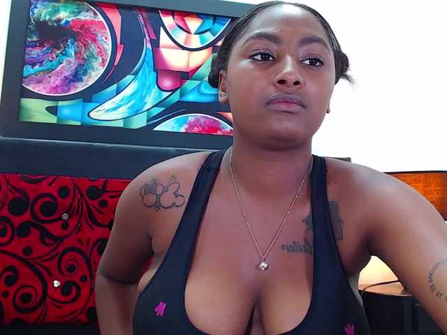 Kuvat linacabrera welcome guys come n see me #naked #wild #naughty im a #ebony #latina #kinky #cute #bigtits enjoy with me in #pvt or just tip if u like the view #deepthroat #sexy #dildo #blowjob #CAM2CAM