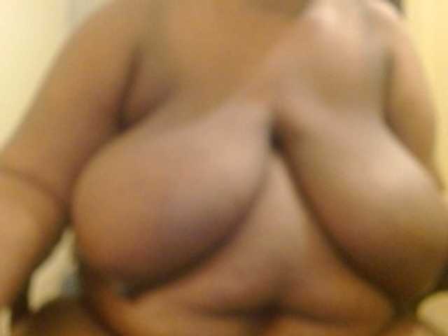 Kuvat Sexiemama WELCOME TO MY ROOM ASS30 PUSSY30 NAKED50 TWERK50 i have white slave love he so much and want more slave